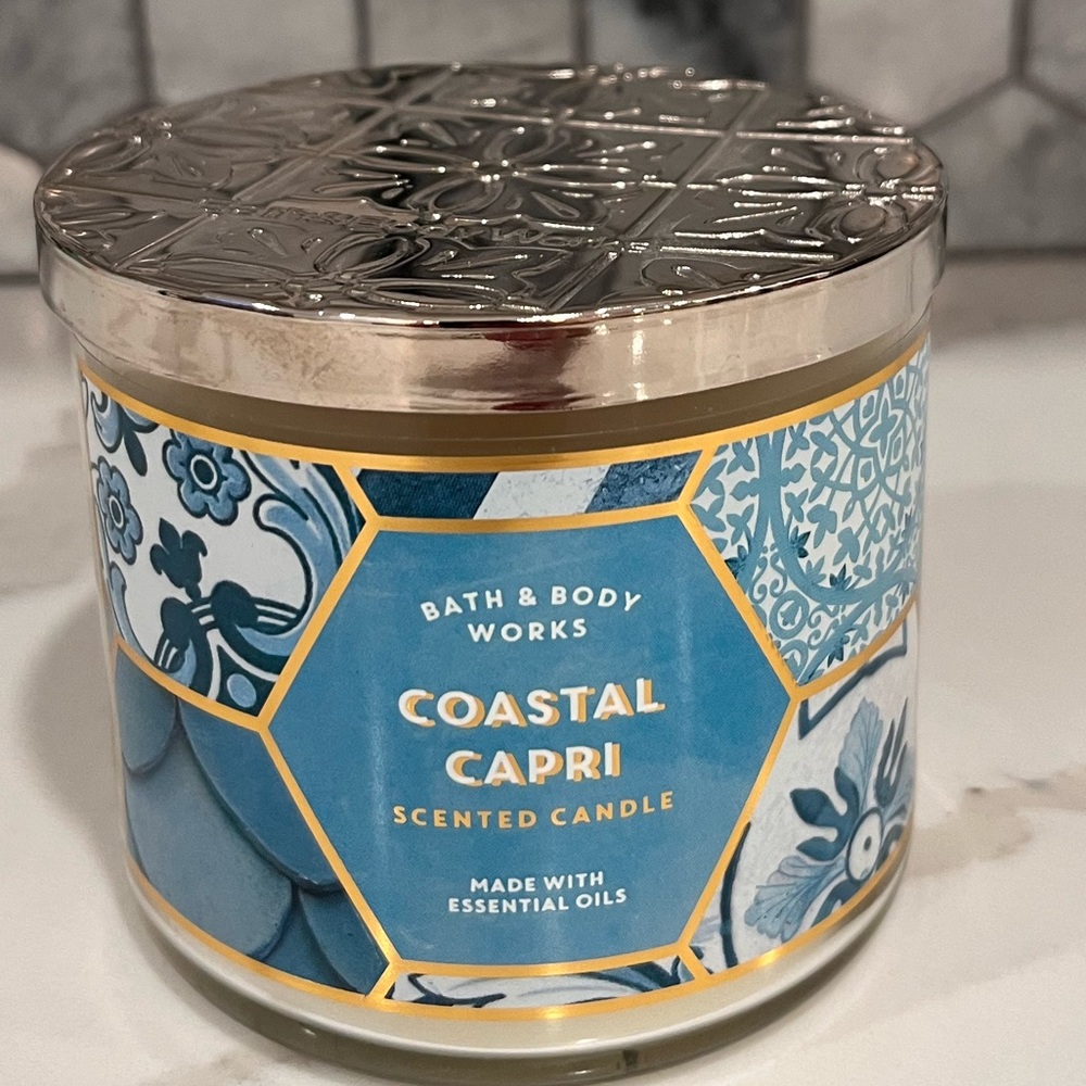 🔥RARE Brand New Bath & Body Works Coastal Capri 3 Wick Candle